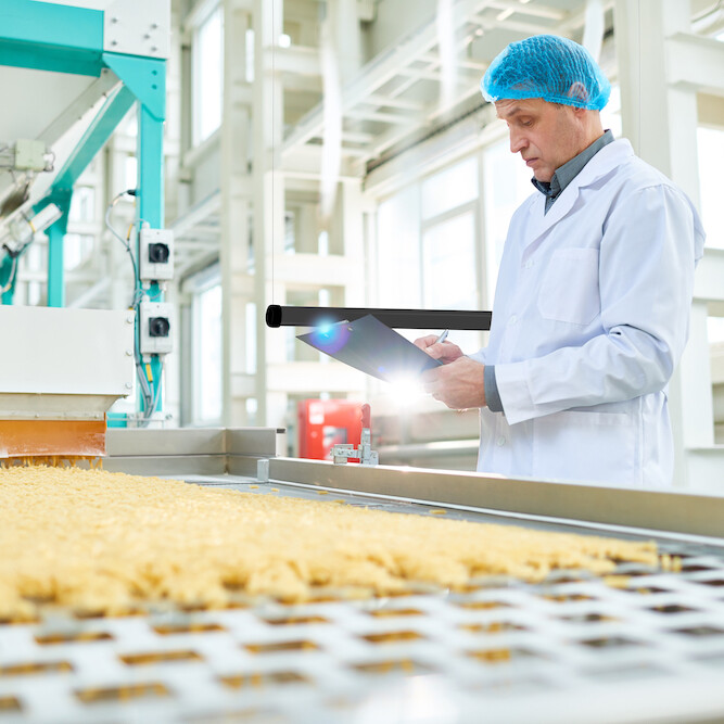 food-processing-sneeze-guard-personal-safety-partition