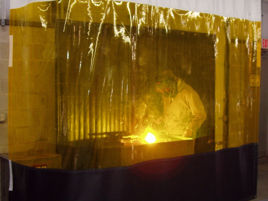 industrial-curtain-walls-vinyl-curtains