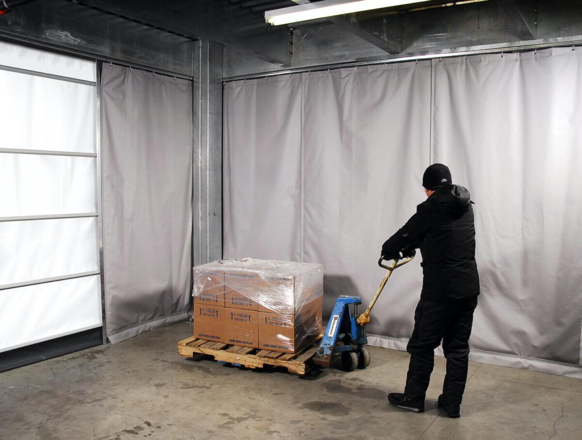 climate-curtains-insulated-curtain-wall-cold-storage-curtains