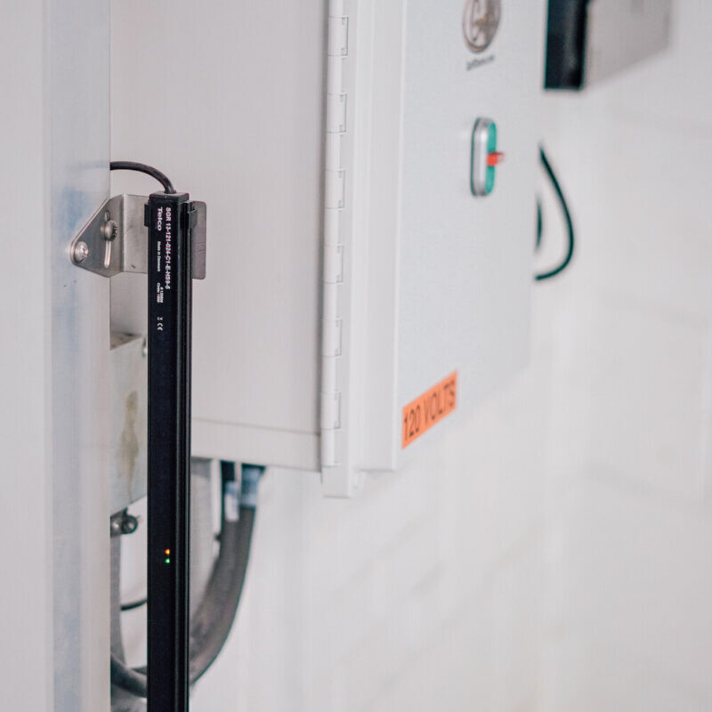 goffs-vinyl-door-safety-premium-safety-package-light-curtain-sensor