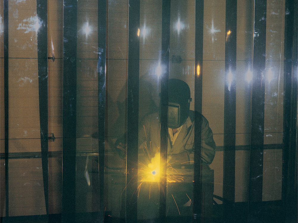 weldview-strip-door-industrial-welding-curtain