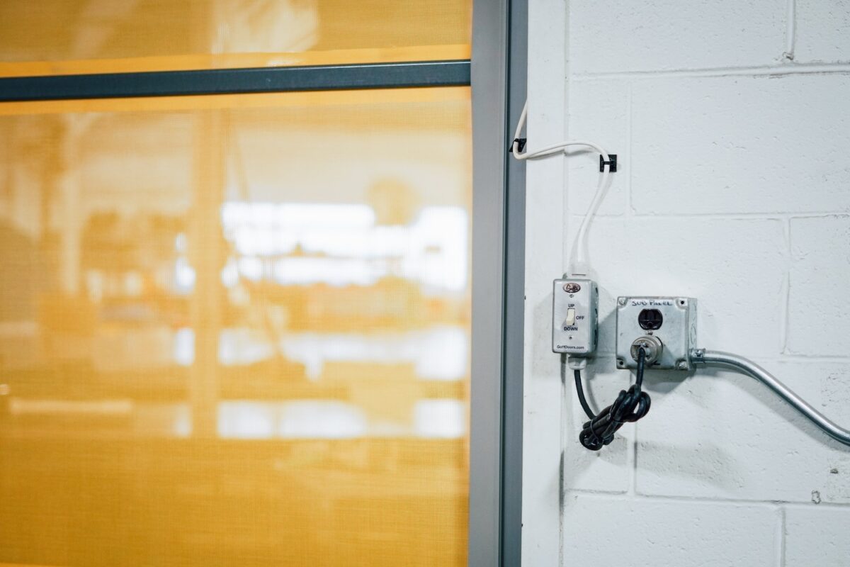 goffs-plug-and-play-industiral-doors-3