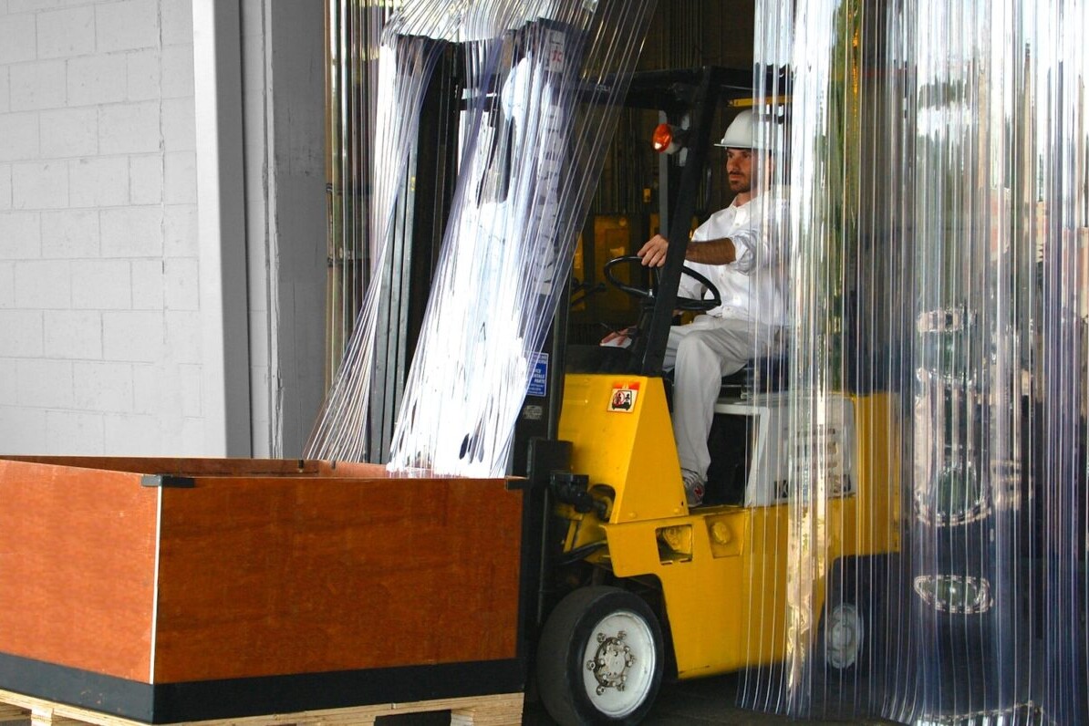 STSD-Forklift-9-strip-door