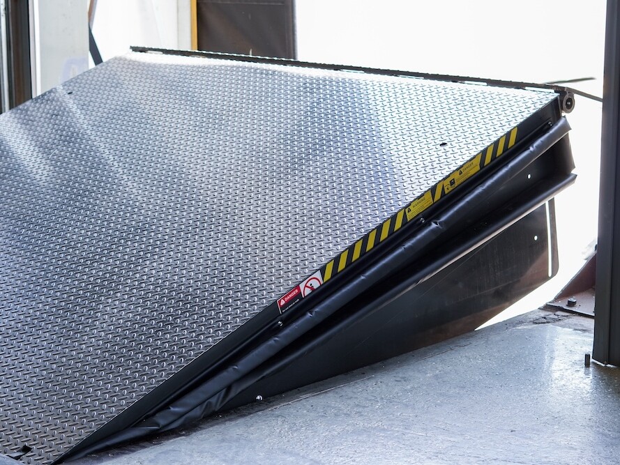 goffs-dockleveler-pitseal-dock-pit-seal